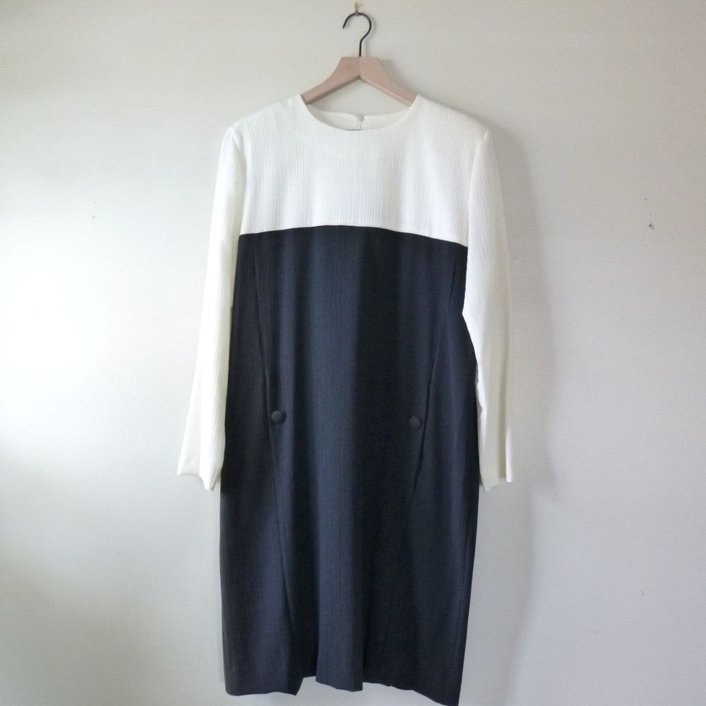 80s Around Town Dress Womens 14 Classic Modest Quiet Luxury Black Cream Midi